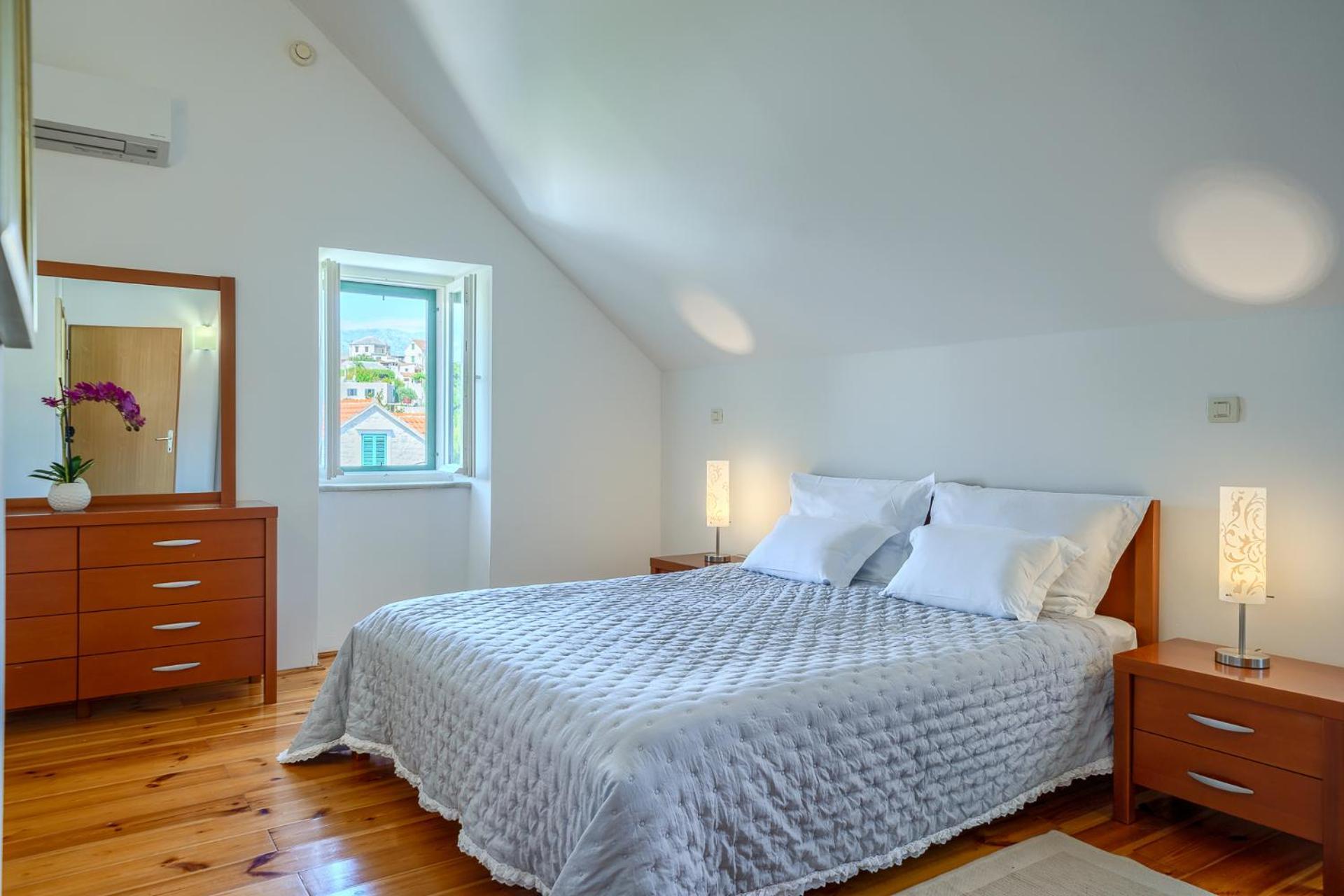 Villa Bonaca Perfect Location For A Holiday With Friends Or Family, Heated Pool Сумартин Екстериор снимка