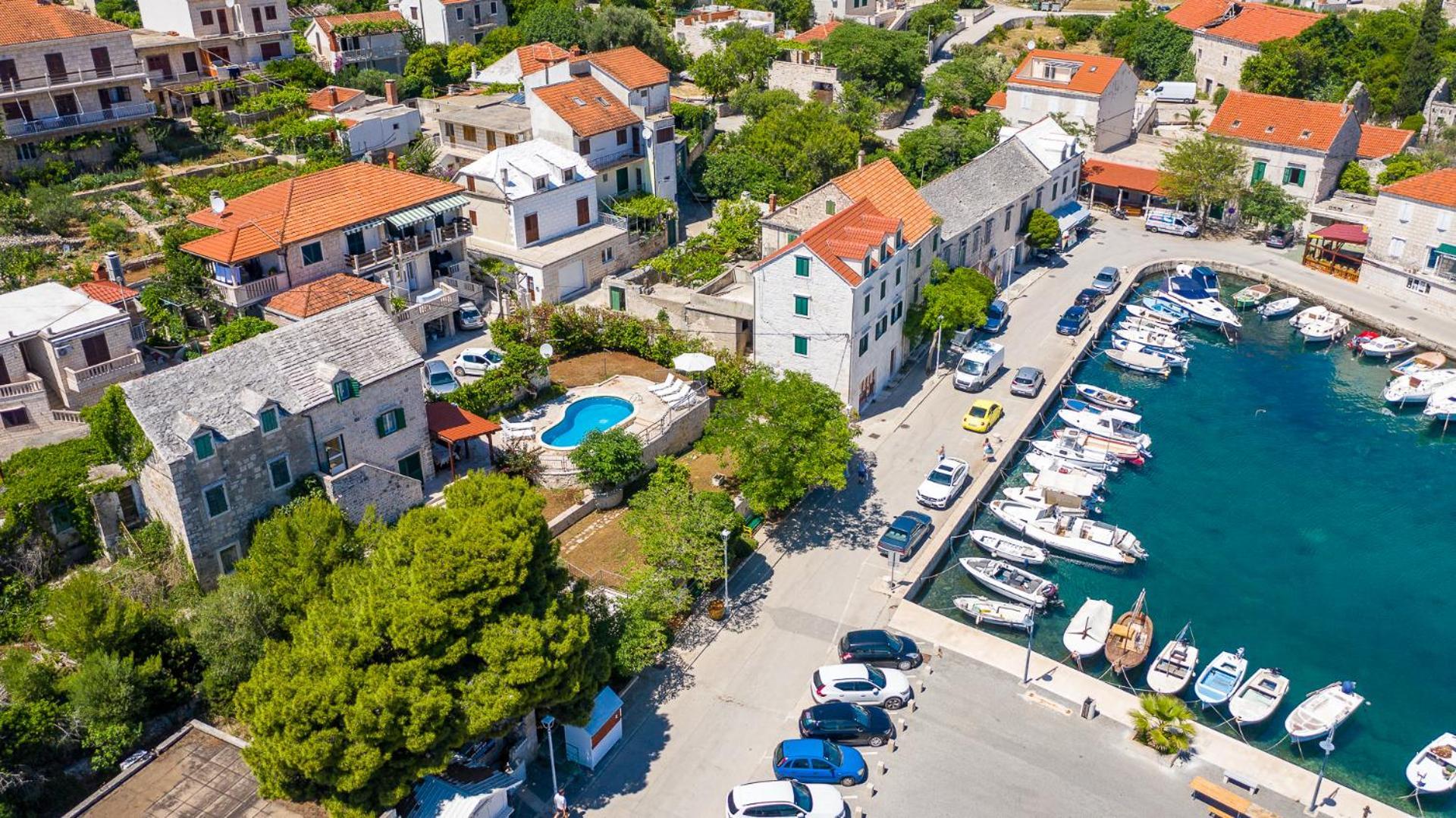 Villa Bonaca Perfect Location For A Holiday With Friends Or Family, Heated Pool Сумартин Екстериор снимка