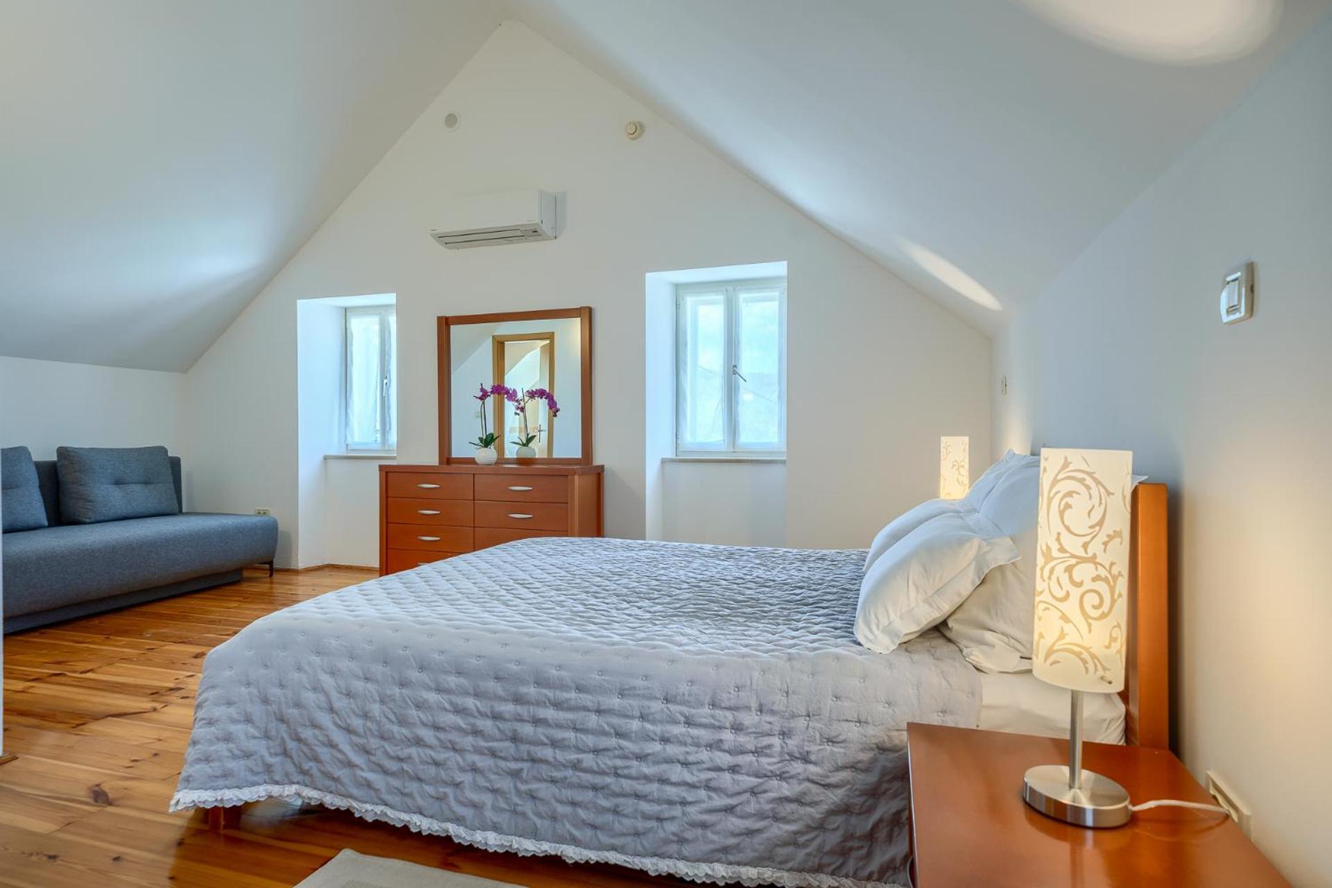Villa Bonaca Perfect Location For A Holiday With Friends Or Family, Heated Pool Сумартин Екстериор снимка